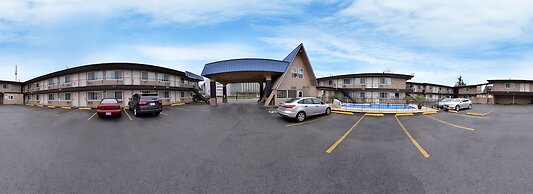 University Inn & Suites