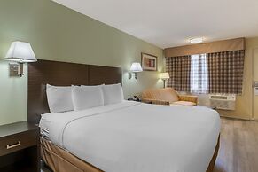 University Inn & Suites