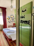 LH Arca Street Art Hotel