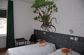 LH Arca Street Art Hotel