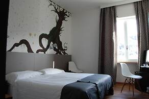 LH Arca Street Art Hotel