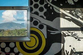 LH Arca Street Art Hotel
