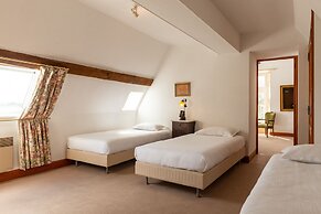 Château de Périgny, The Originals Relais