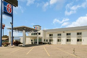 Motel 6 Big Springs, NE