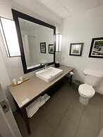 Travelodge by Wyndham Knoxville West