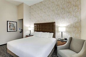 Drury Inn & Suites Birmingham Lakeshore Drive