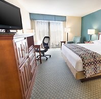 Drury Inn & Suites Birmingham Lakeshore Drive