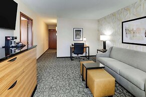 Drury Inn & Suites Birmingham Lakeshore Drive