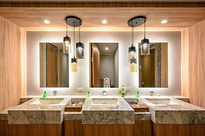 Namaka Resort Kamala