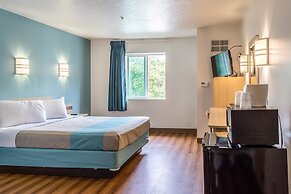 Motel 6 Lincoln City, OR