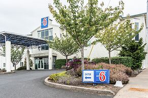 Motel 6 Lincoln City, OR