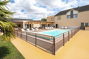 Sure Hotel by Best Western Caen Mémorial