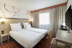 Sure Hotel by Best Western Caen Mémorial