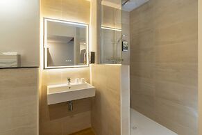 Sure Hotel by Best Western Caen Mémorial