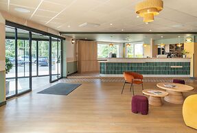 Sure Hotel by Best Western Caen Mémorial
