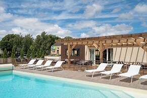 Sure Hotel by Best Western Caen Mémorial