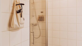 Home Hotel Odin