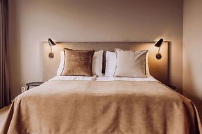 Home Hotel Odin