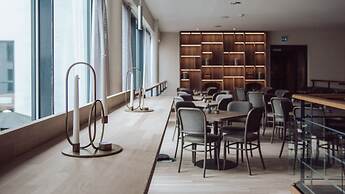 Home Hotel Odin