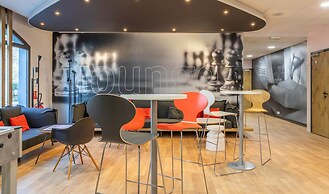B&B HOTEL Marseille La Valentine Porte d'Aubagne