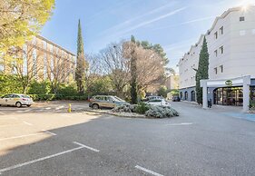 B&B HOTEL Marseille La Valentine Porte d'Aubagne