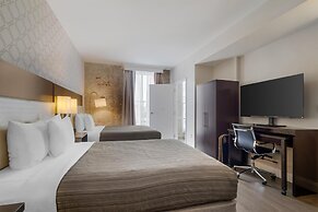 Best Western Plus St. Christopher Hotel