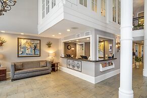 Best Western Plus St. Christopher Hotel