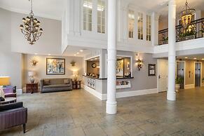 Best Western Plus St. Christopher Hotel