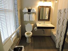 Best Western Plus St. Christopher Hotel