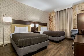 Best Western Plus St. Christopher Hotel