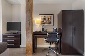 Best Western Plus St. Christopher Hotel