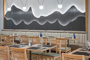 Elba Sara Beach & Golf Resort