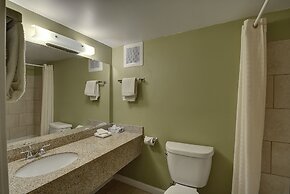 Colonial Motel And Spa