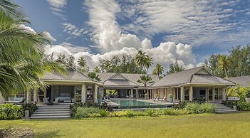 Four Seasons Resort Seychelles at Desroches Island