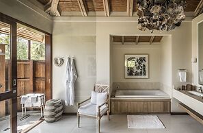 Four Seasons Resort Seychelles at Desroches Island