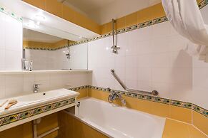 Hôtel Résidence Pierre & Vacances Les Restanques du Golfe de Saint-Tro