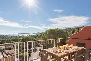 Hôtel Résidence Pierre & Vacances Les Restanques du Golfe de Saint-Tro