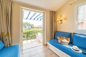 Hôtel Résidence Pierre & Vacances Les Restanques du Golfe de Saint-Tro