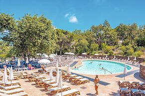 Hôtel Résidence Pierre & Vacances Les Restanques du Golfe de Saint-Tro