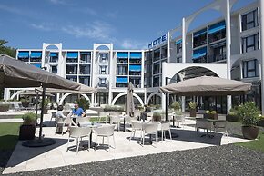 Brit Hotel du Lac