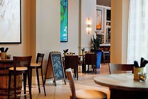 Renaissance Tampa International Plaza Hotel