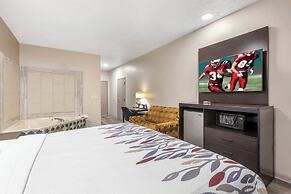 Red Roof Inn & Suites Clinton, MS