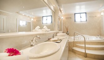 Volcano View Hotel Santorini