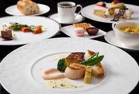 Lake Biwa Otsu Prince Hotel