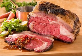 Lake Biwa Otsu Prince Hotel