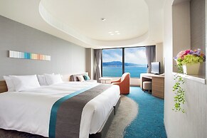 Lake Biwa Otsu Prince Hotel