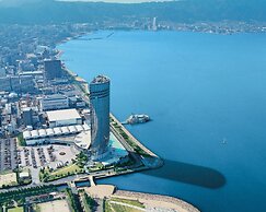 Lake Biwa Otsu Prince Hotel