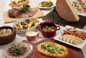 Lake Biwa Otsu Prince Hotel