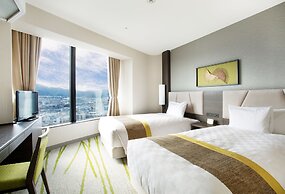 Lake Biwa Otsu Prince Hotel