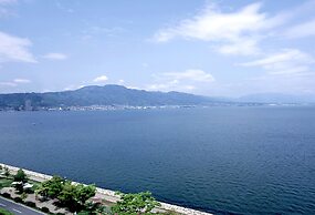 Lake Biwa Otsu Prince Hotel